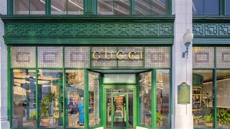 Gucci store downtown Chicago